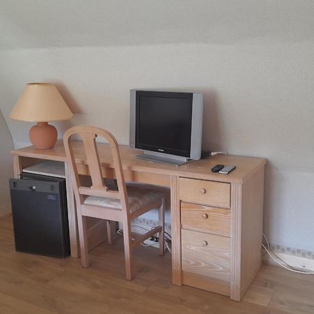 Chambre D'Hote Dans Le Cantal Vallee De La Maronne Saint-Martin-Valmeroux Extérieur photo