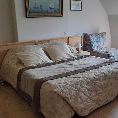 Chambre D'Hote Dans Le Cantal Vallee De La Maronne Saint-Martin-Valmeroux Extérieur photo